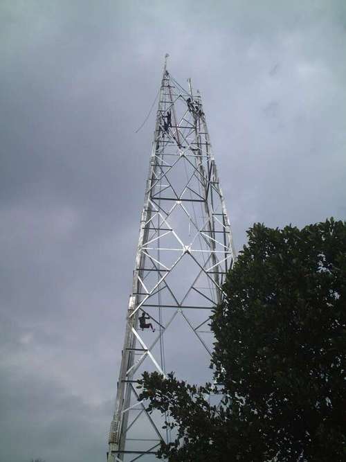 Instalação de torres de telecomunicações